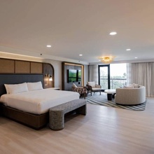 King suite